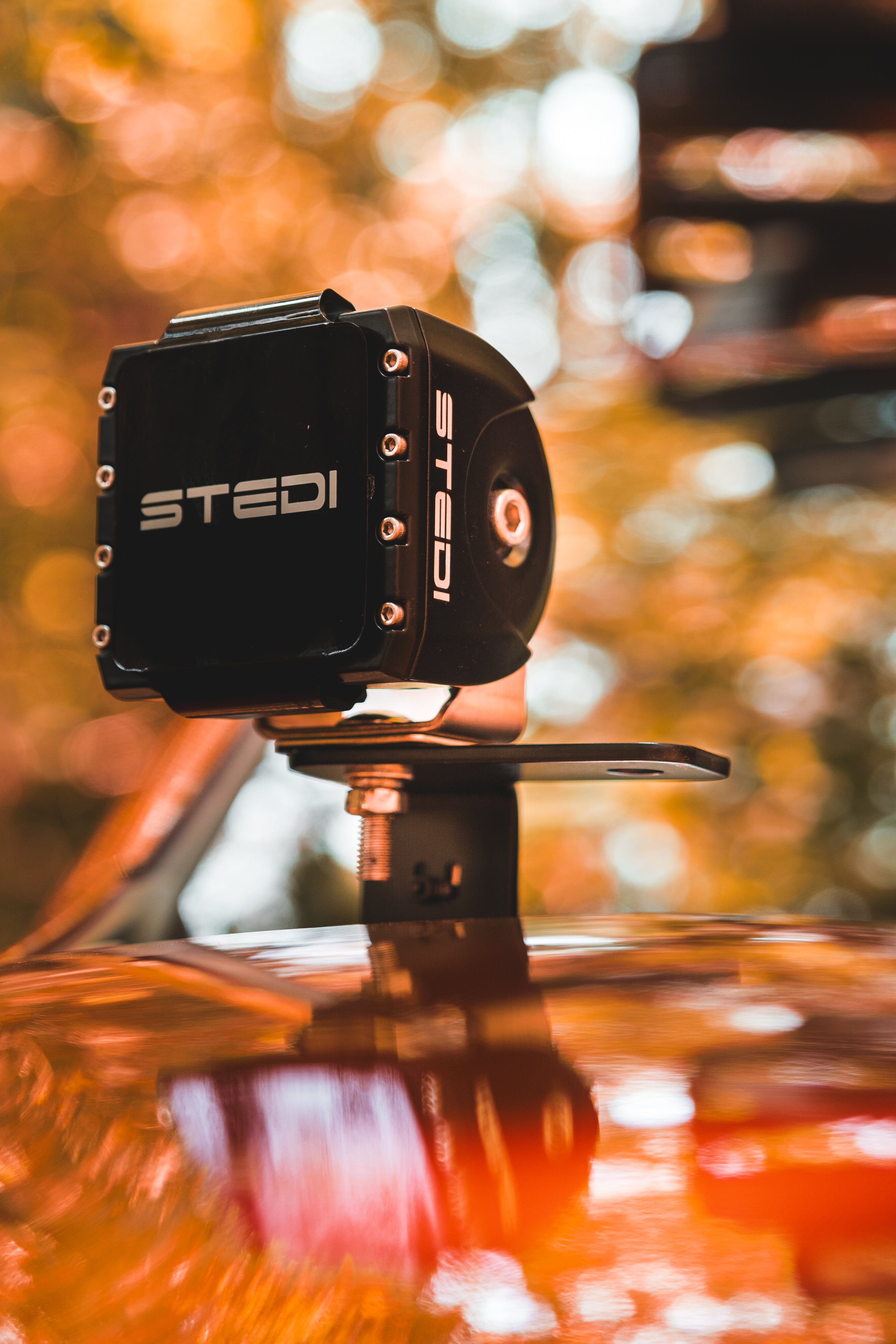 GPC Motorhaubenhalter für LED Spots - Dacia Duster (ab 2018-)