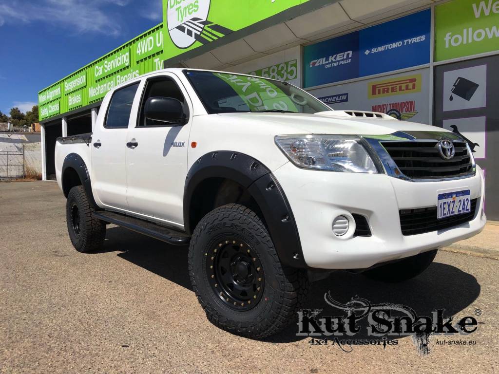 Kut Snake Kotflügelverbreiterung Toyota Hilux Facelift Standard (ab 2012-2015) - 50mm Breite