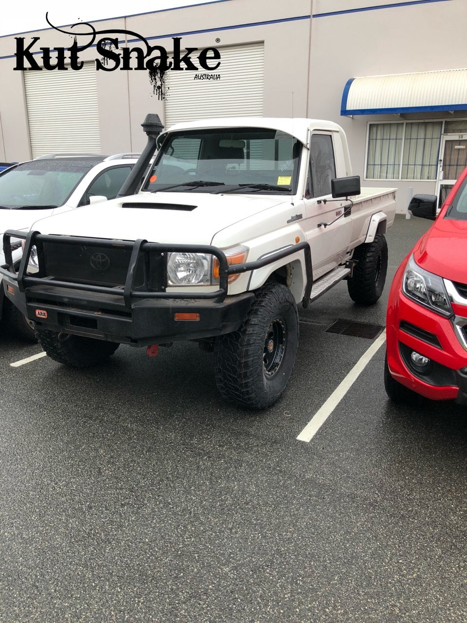 Kut Snake fender flares Toyota Landcruiser 79 Series SingleCap (from 2007) - 50 mm width