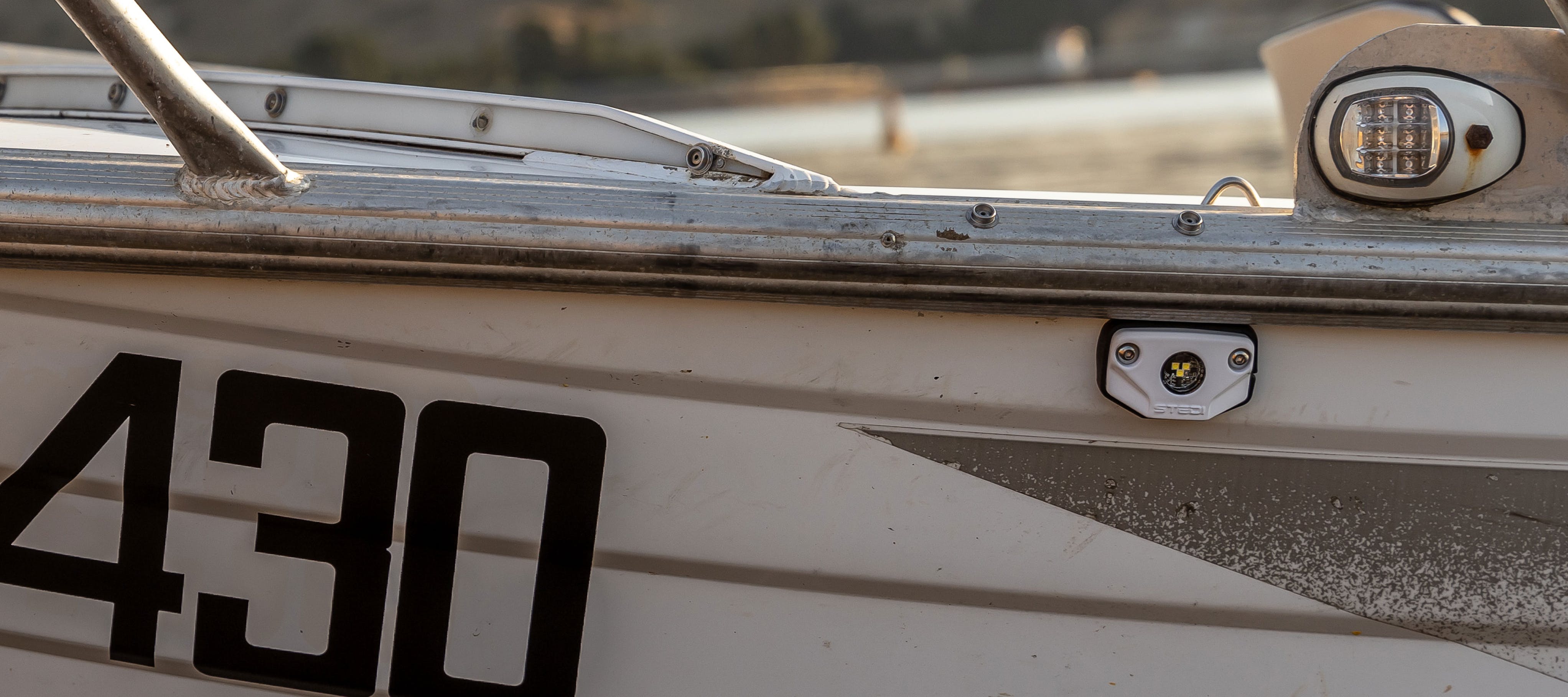 STEDI Surface White Marine Rock Light, Kaltweiß (1 Stk.) - GPC-Offroad