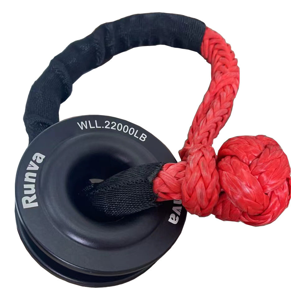 Runva pulley and soft shackle for synthetic rope