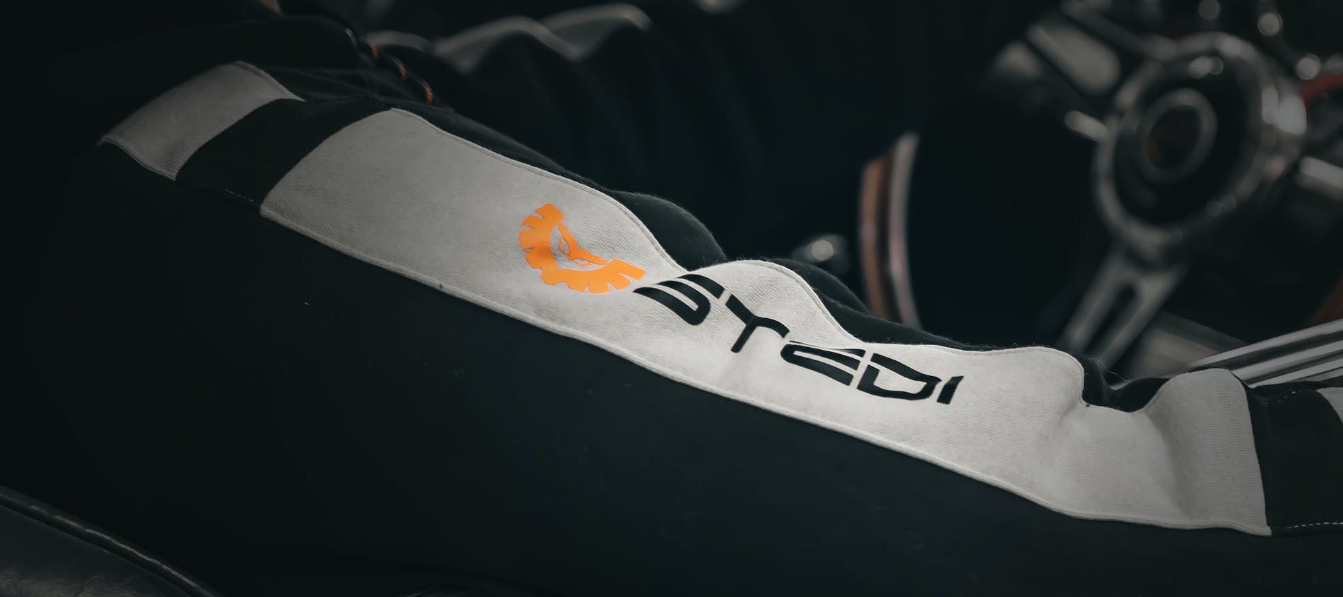 STEDI Hoodie Sleeve Jumper | Schwarz - GPC-Offroad