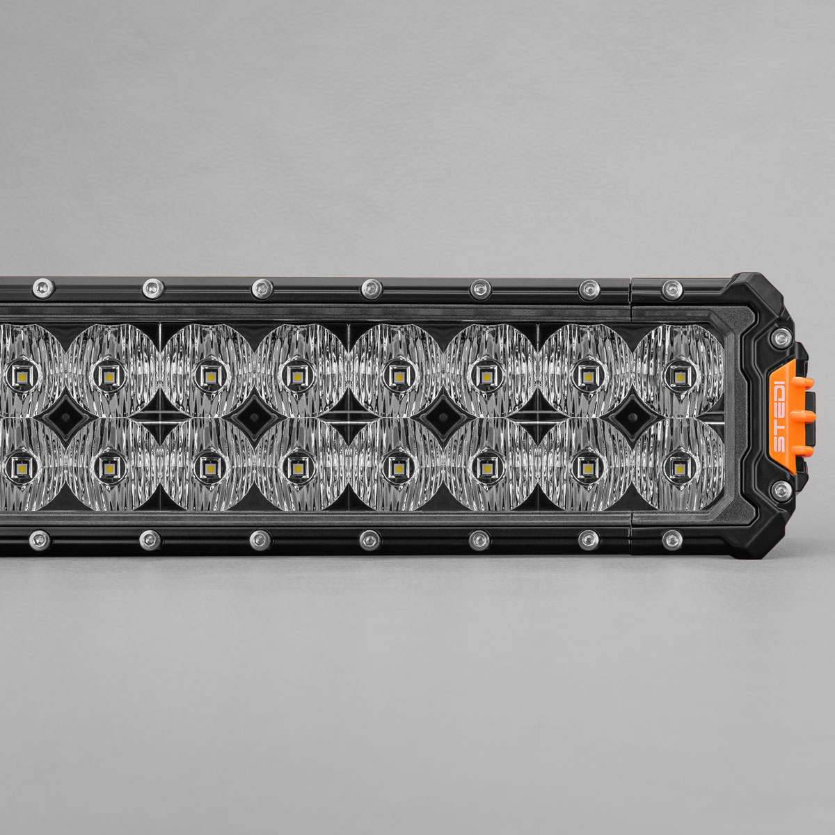 STEDI Light Bar ST3303 PRO 23.3 Zoll FULL FLOOD Ultra High Output