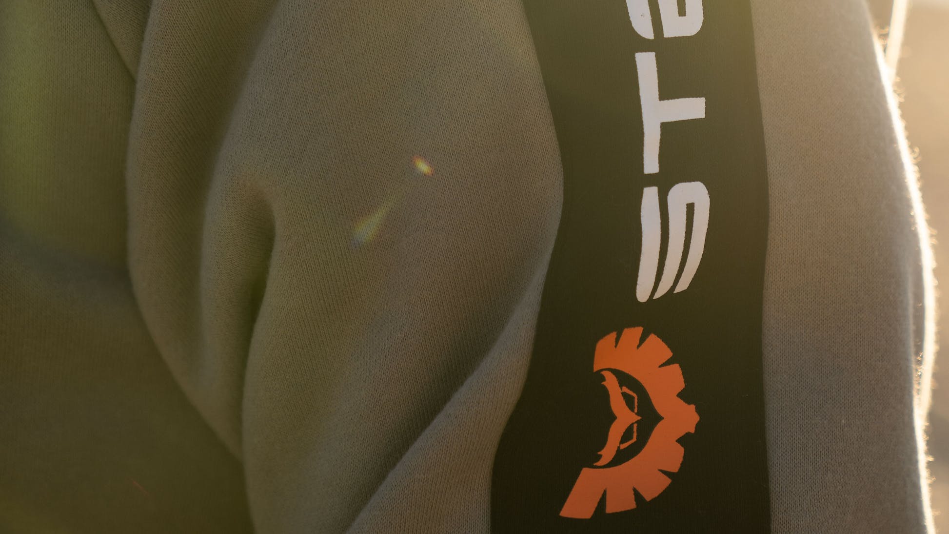 STEDI Hoodie Sleeve Jumper | Tan - GPC-Offroad