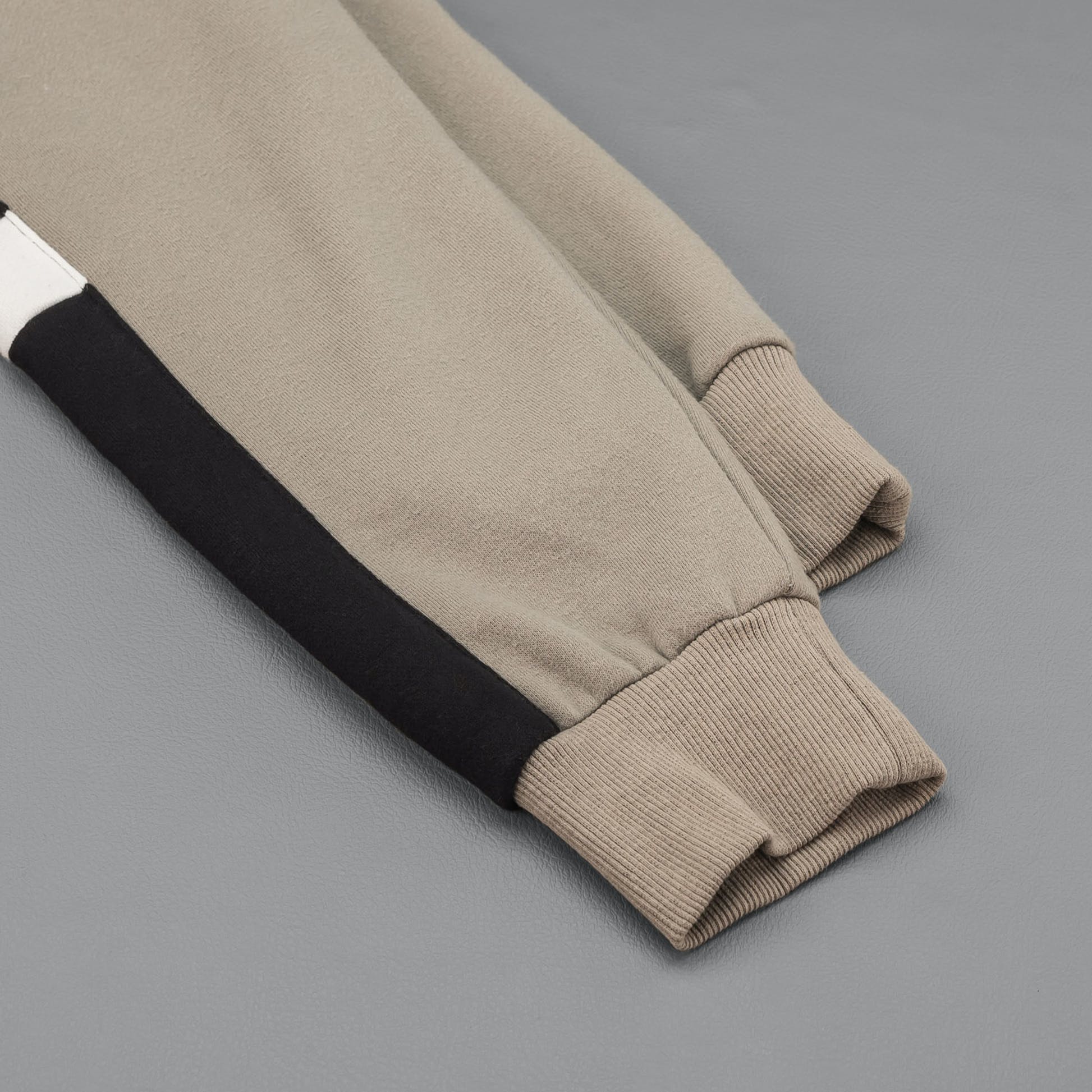 STEDI Hoodie Sleeve Jumper | Tan