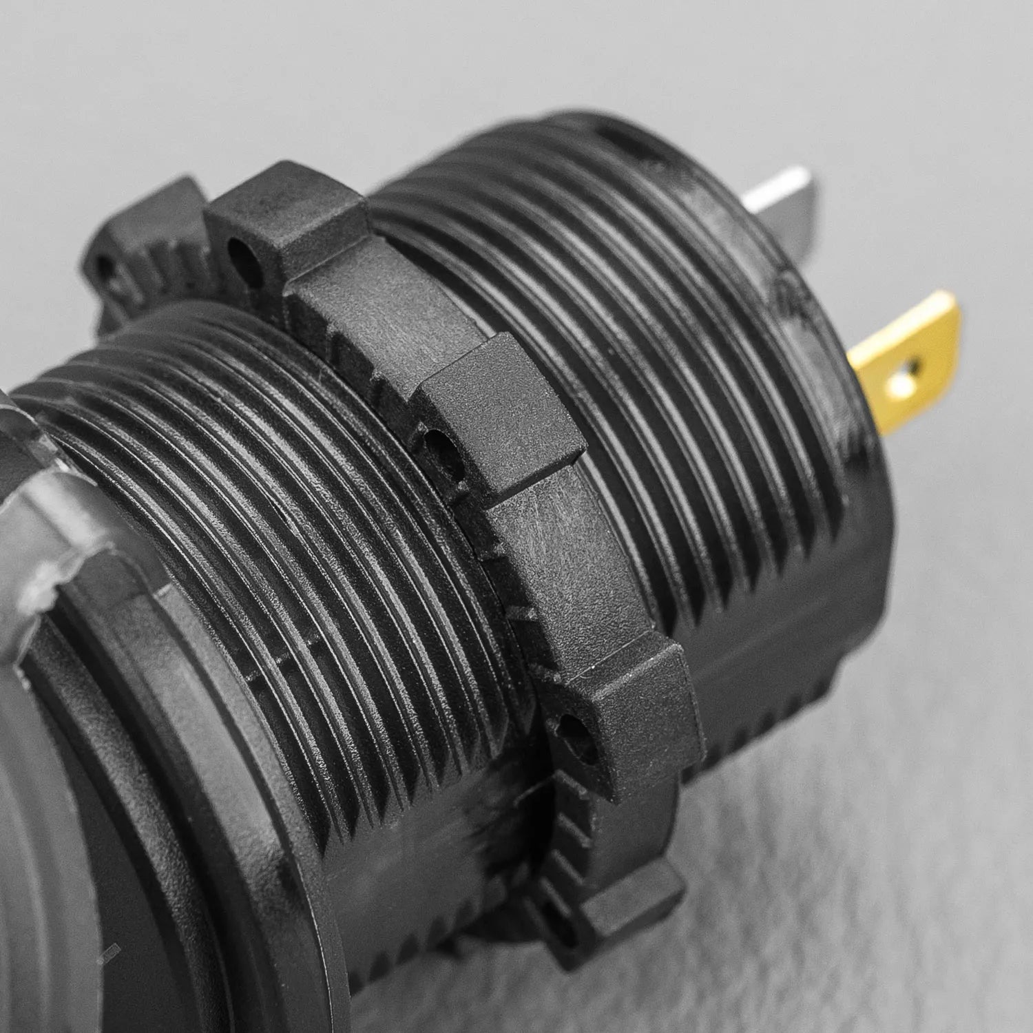 STEDI USB C Anschluss mit Voltmeter - GPC-Offroad