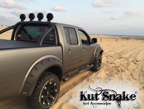 Kut Snake Kotflügelverbreiterung Nissan Navara D40 - 75 mm Breite - Struktur Oberfläche