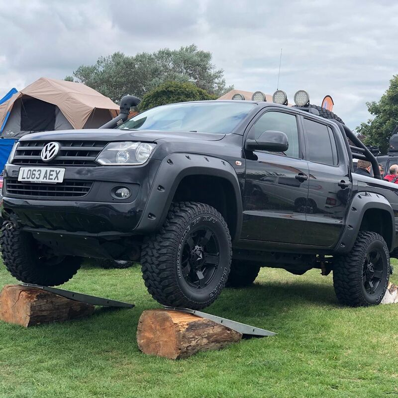 Kut Snake Kotflügelverbreiterung Volkswagen Amarok (2010-2022) - 90 mm Breite - Struktur Oberfläche