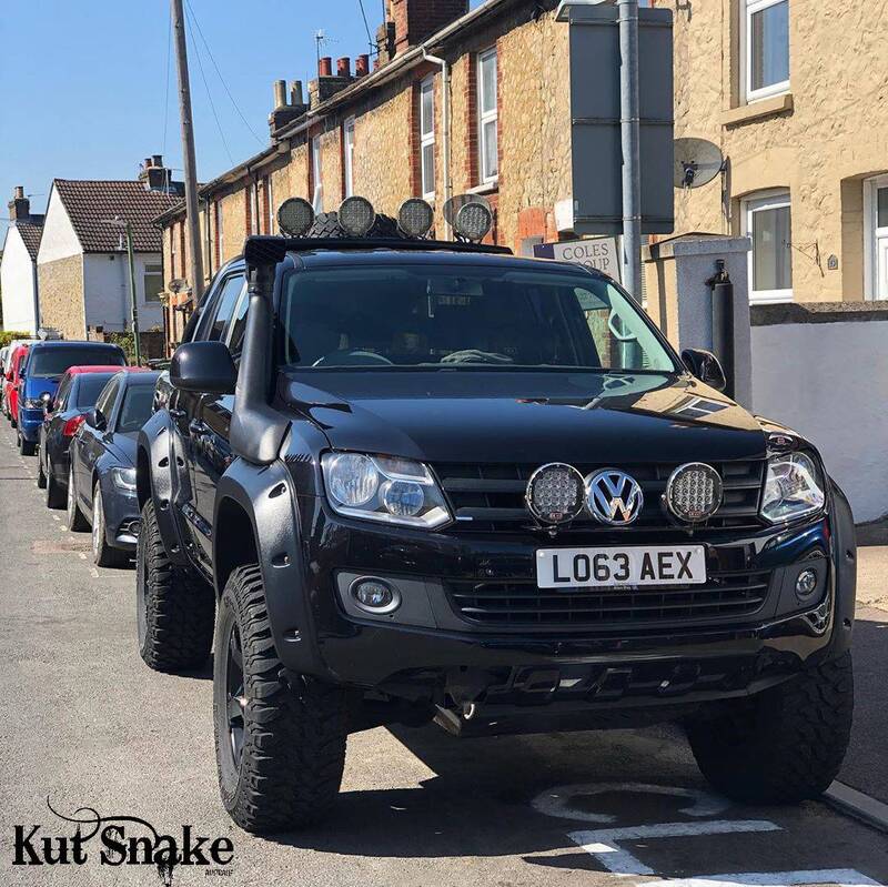 Kut Snake Kotflügelverbreiterung Volkswagen Amarok (2010-2022) - 90 mm Breite - Struktur Oberfläche