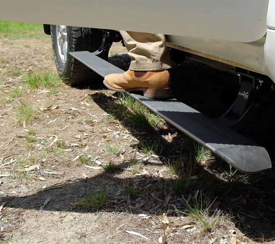 ClearView Electronic Running Boards - Toyota Hilux (2015+)