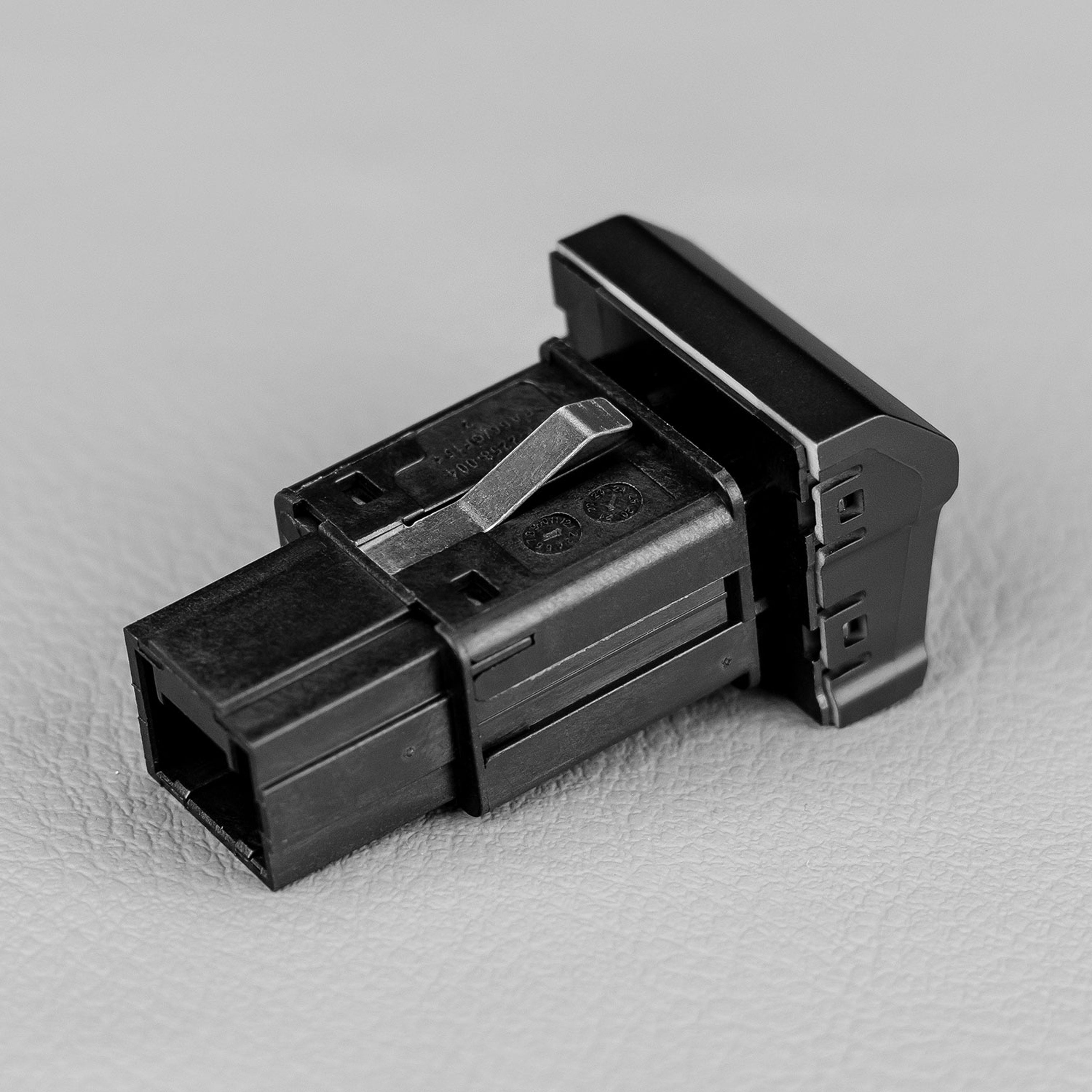 STEDI VW Amarok (2016-2022) Mittelkonsole - Schalterprogramm