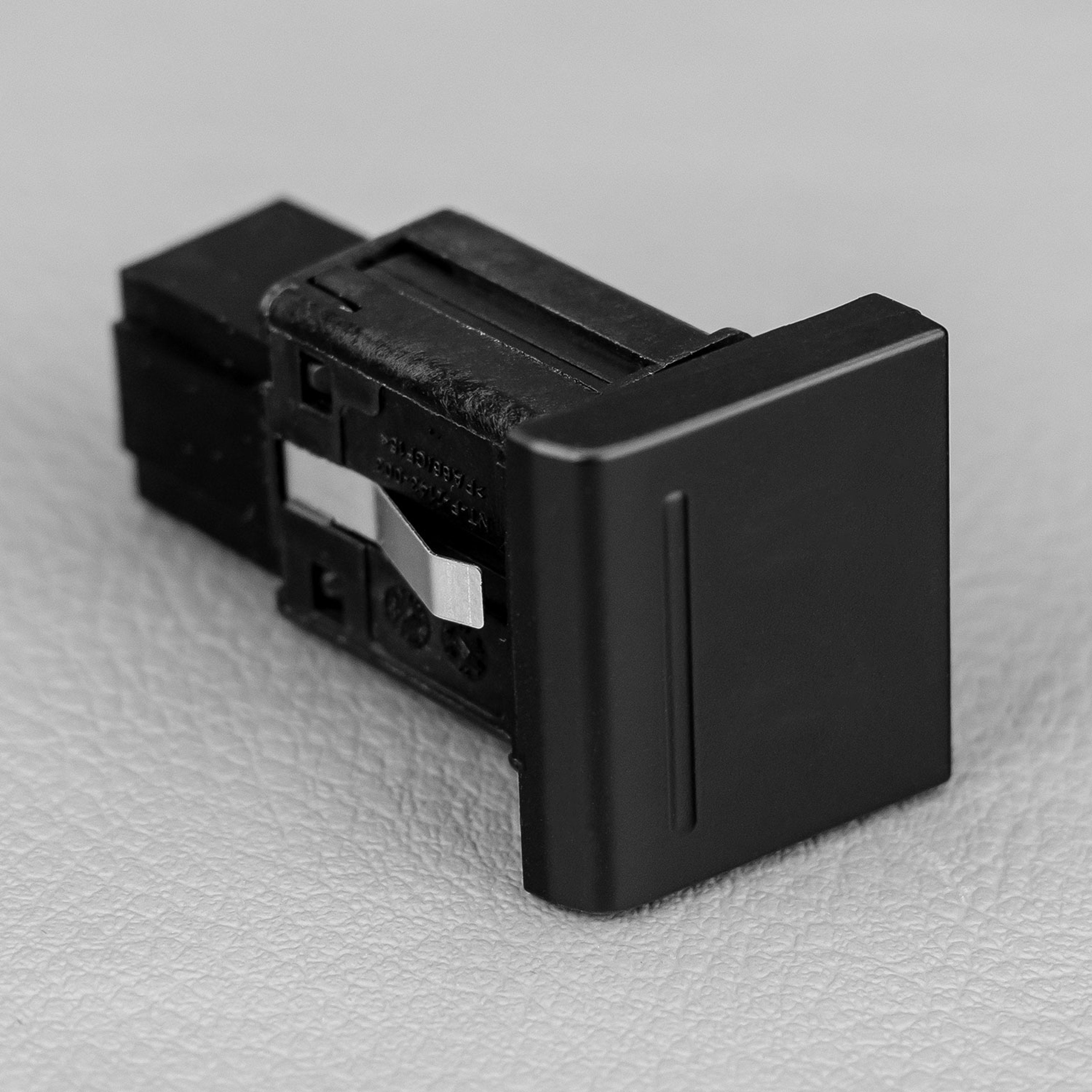 STEDI VW Amarok (2011-2022) Schaltkonsole - Schalterprogramm