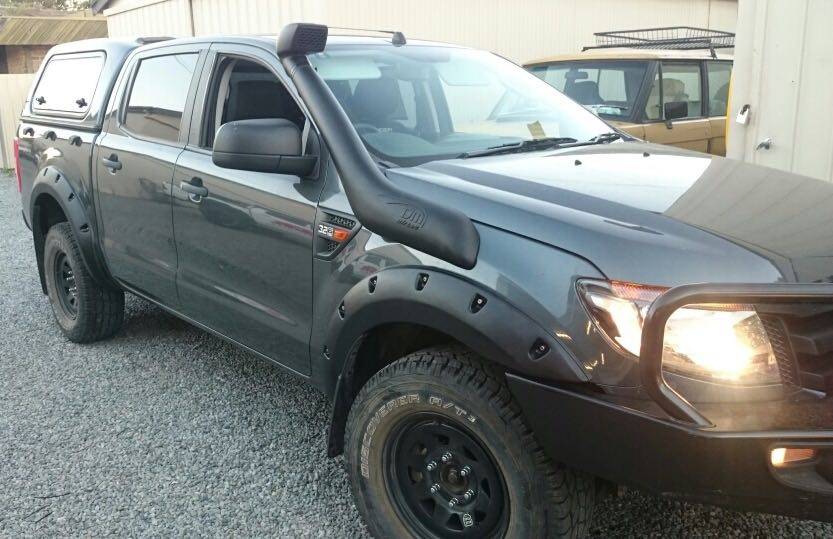 Kut Snake Kotflügelverbreiterung Ford Ranger PX1, PX2 - 55mm breite - Struktur Oberfläche