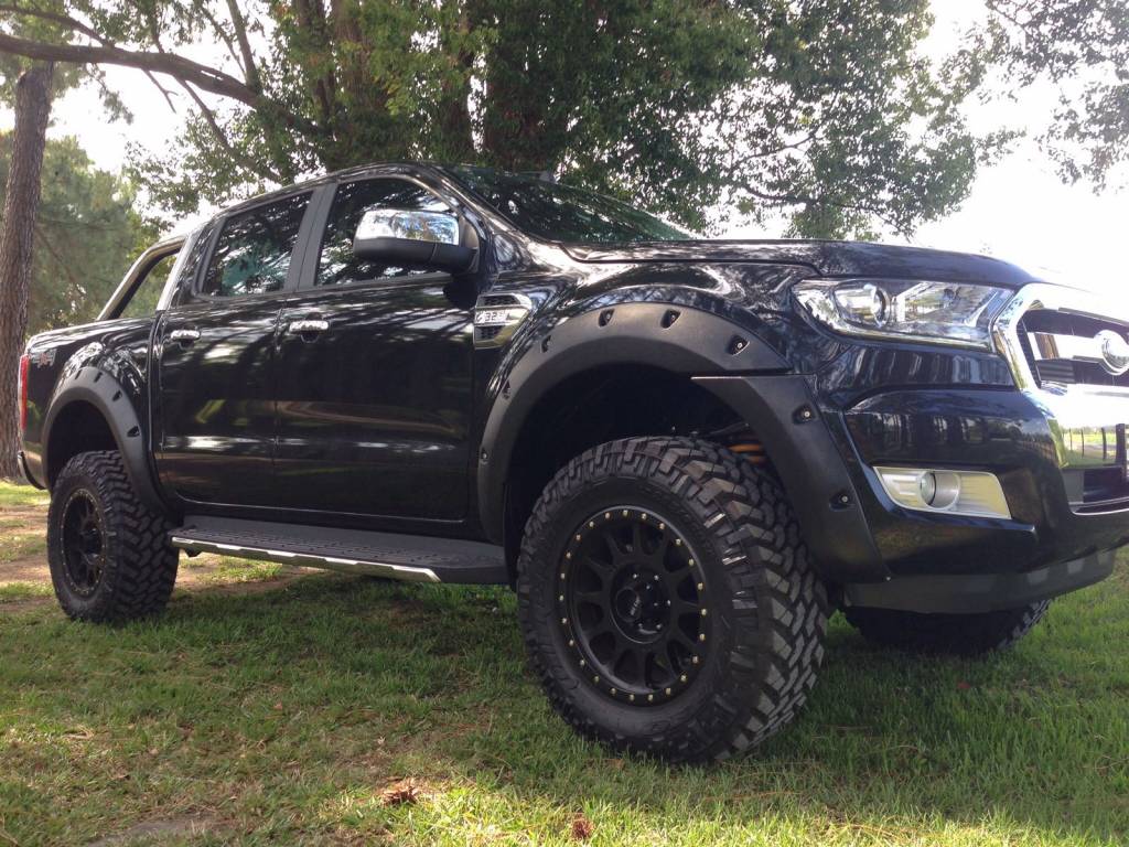 Kut Snake Kotflügelverbreiterung Ford Ranger PX1, PX2 - 55mm breite - Struktur Oberfläche