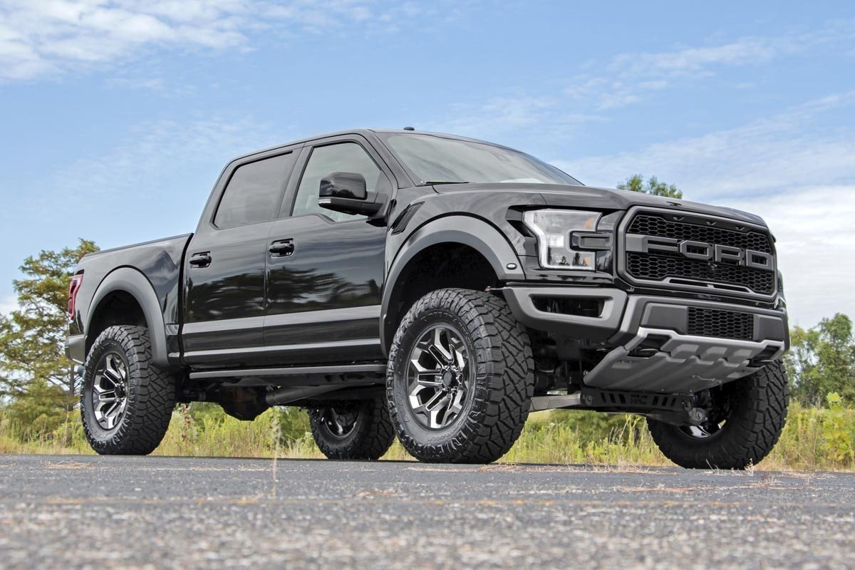 Ford F150 Raptor 2017-2018 Lift Kit 4,5" Rough Country - German Pickup Customs