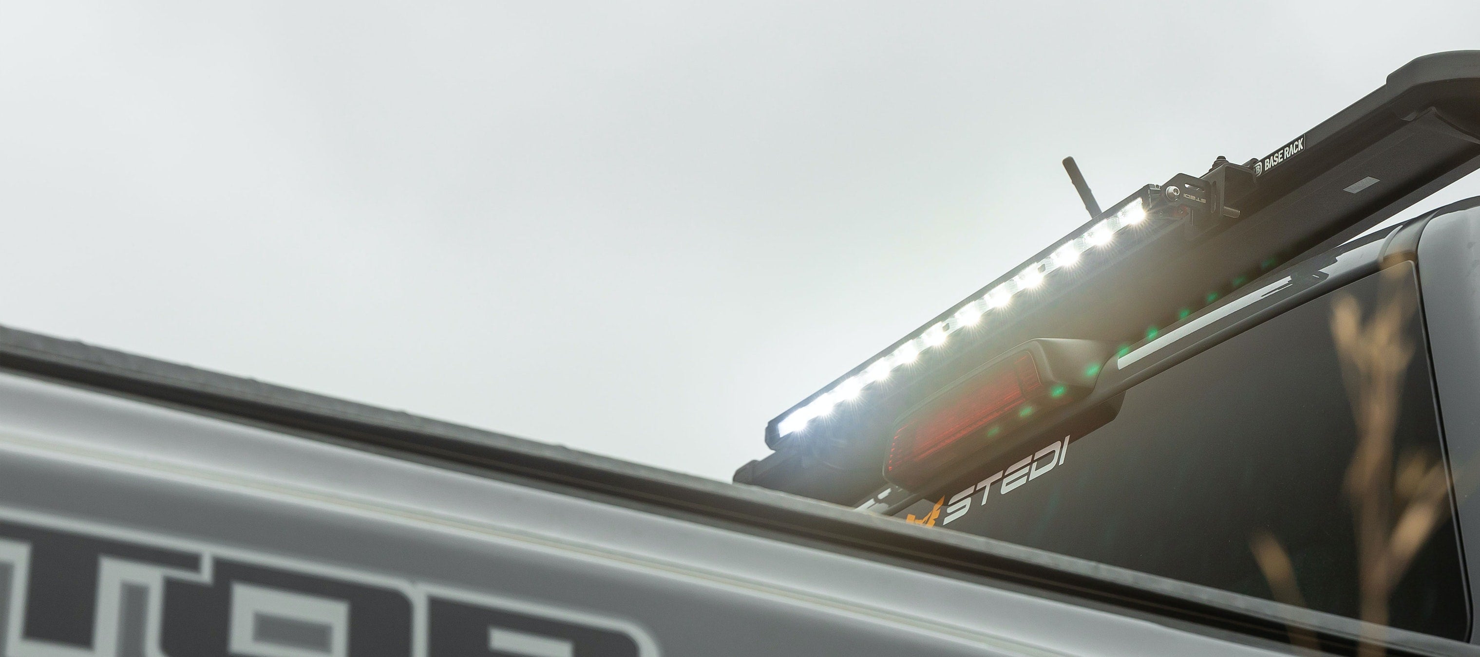 STEDI Light Bar Micro V2 26 Zoll (Kaltweiß) - GPC-Offroad