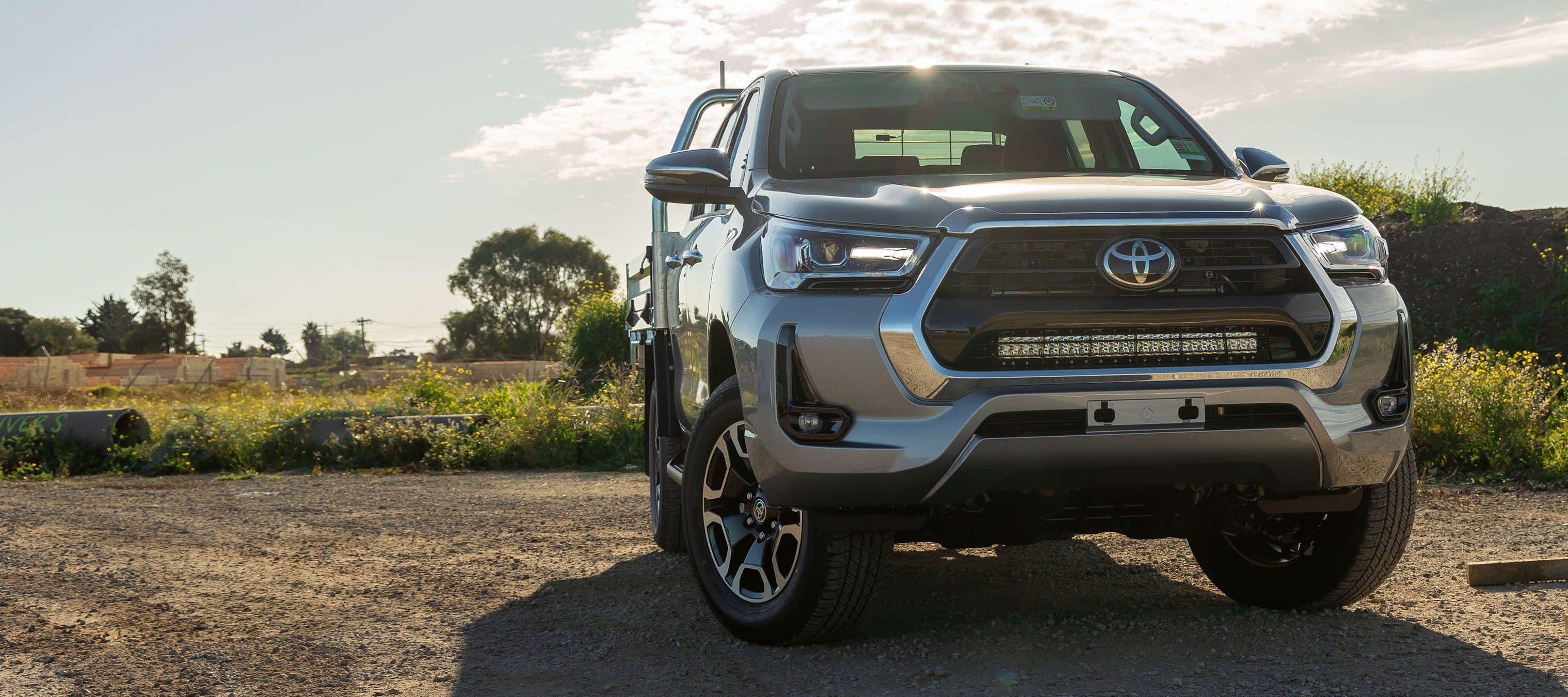 STEDI Toyota Hilux (N80 ab 2015+) Kühlergrill Befestigung für LED Bar - GPC-Offroad