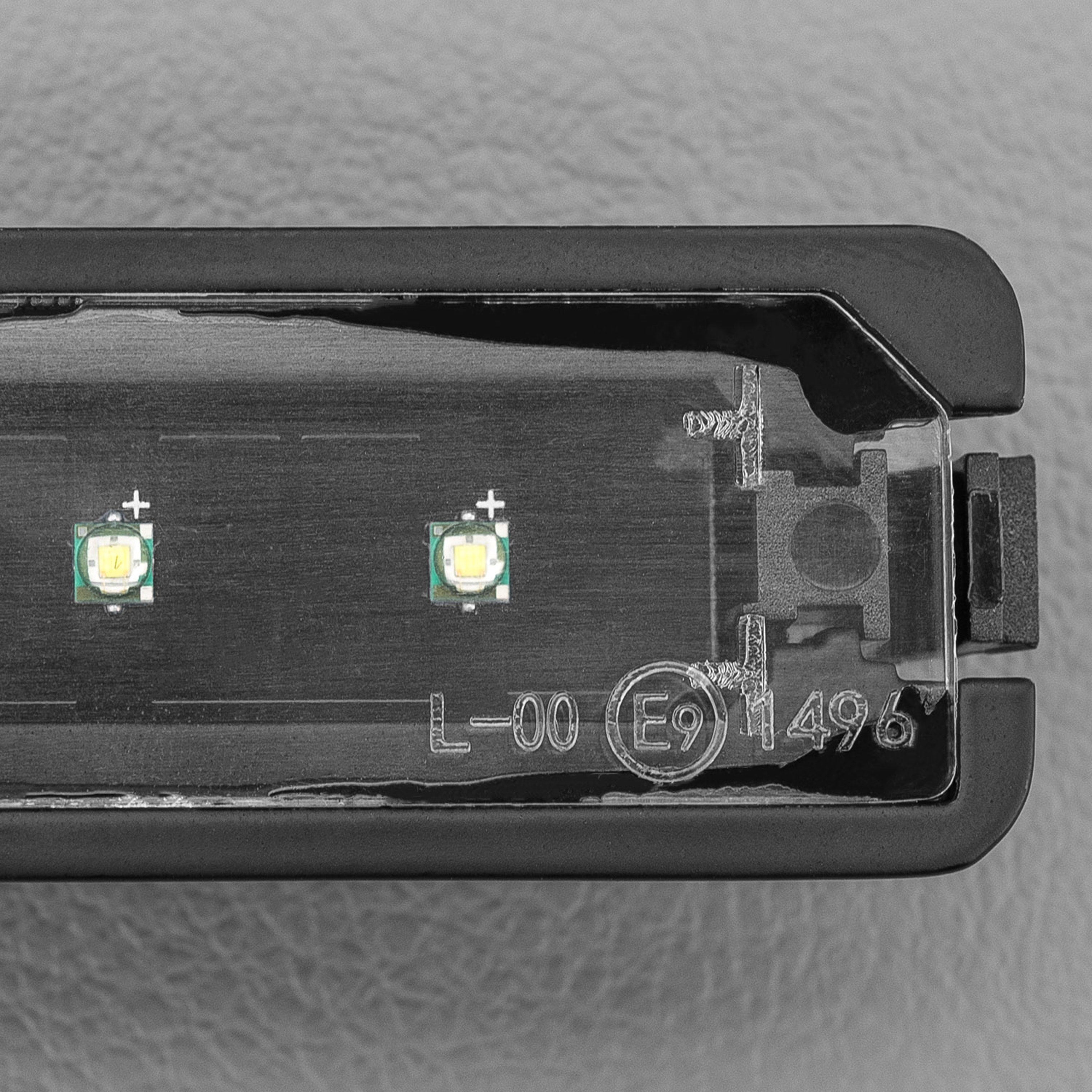 STEDI LED Nummernschildbeleuchtung für VW Amarok - GPC-Offroad