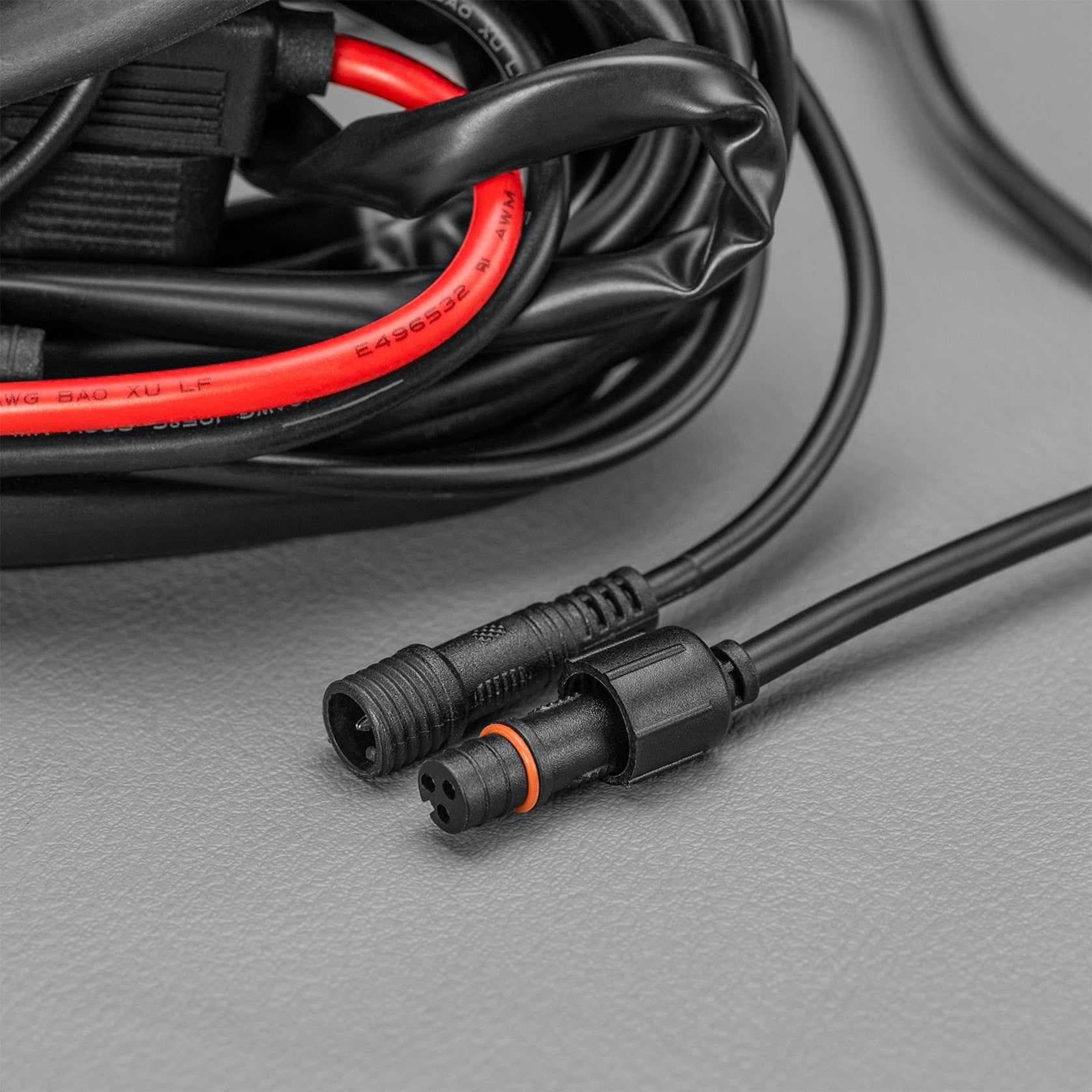STEDI Schalterprogramm - Plug and Play Steckeranschluss - Nissan Short Type, Weiß) - GPC-Offroad