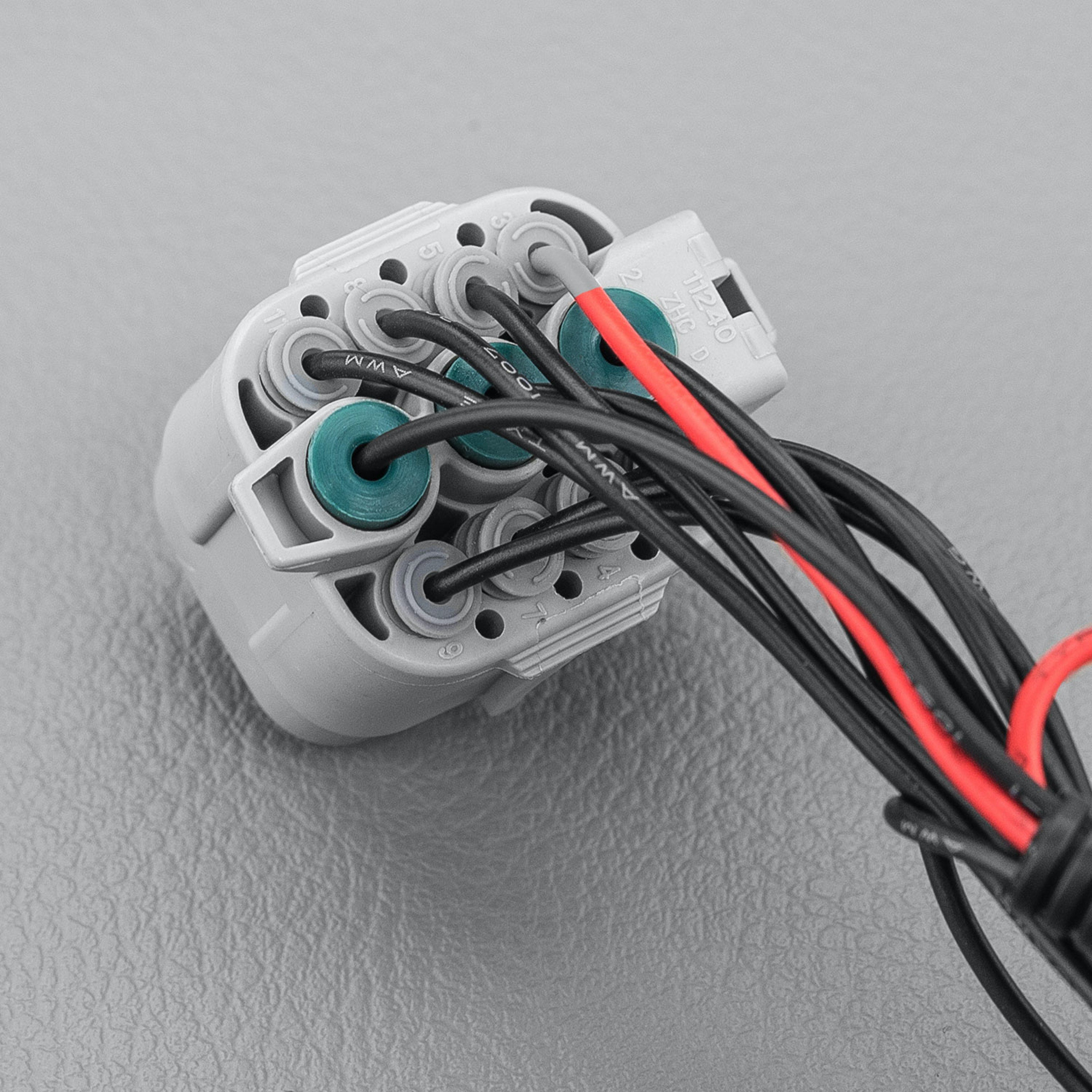 STEDI Toyota Landcruiser 200 Series (Ab 2016-) Fernlicht Adapter - GPC-Offroad